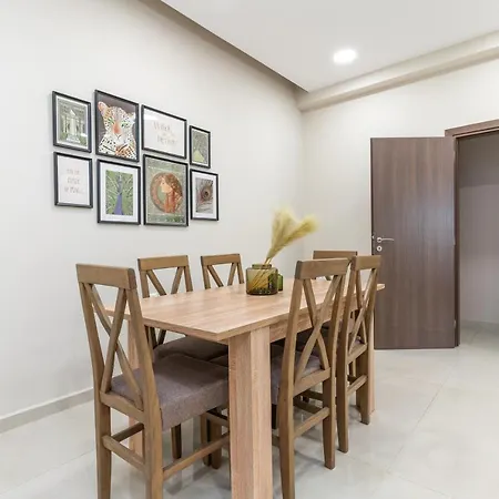 Cosy 2br Next To Bars & Restaurants Appartement