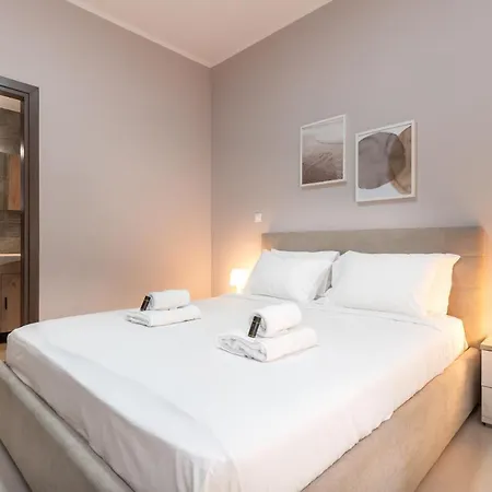Cosy 2br Next To Bars & Restaurants Athènes